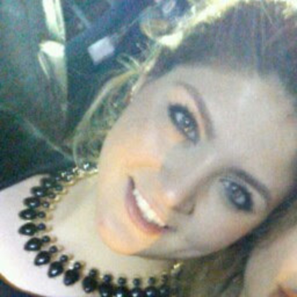 Meet your Posher, Nohemi